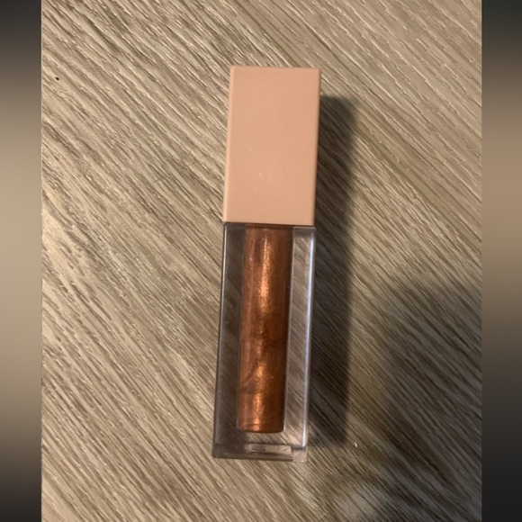 Maybelline New York Lifter Gloss - Picture 5 of 6